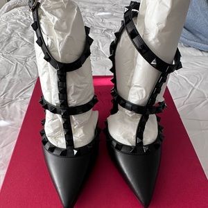 Valentino Heels Black 35